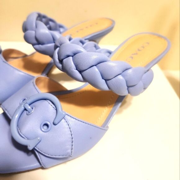 Coach "Mollie" Periwinkle Blue Leather Kitten Heel Sandals sz.6.5 $235 w/Dustbag - Picture 4 of 10